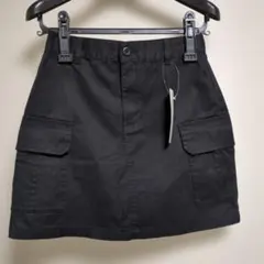 GU カーゴスカートパンツ　 JrLサイズなのでレディースSサイズの方でも