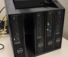 Dell マイクロデスクトップ用ラックのサムネイル