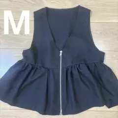 ペプラムベスト　フロントジップ　M