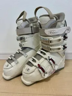 スキーブーツ 24