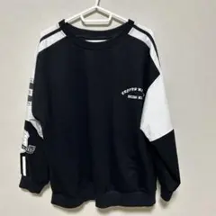 レディース　トレーナー　パーカー　黒　大きめサイズ　ブラック