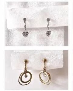 イヤリング　2種類　【中古品】