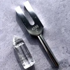 【艶々！最強浄化セット】クリスタルチューナー　音叉　天然石　水晶　ポイント