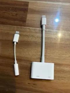 Apple純正　ライトニング　HDMI変換アダプター イヤホンジャック