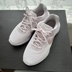 NIKE ランニングシューズ ピンクのサムネイル