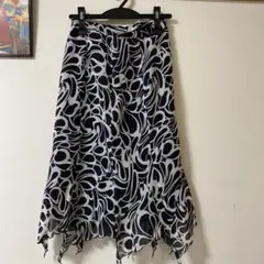 【美品】ラピーヌ　スカート