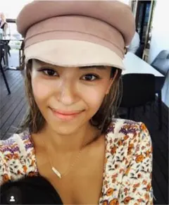 Item thumbnail for item 075610c1-a8d0-4873-9487-3487a0c86f96