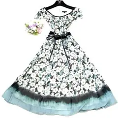 ★極美品　トッカ　フレアーワンピース　花柄❤︎シフォン❤︎裏地肌に優しい綿100 M
