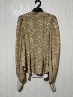 ☆TRANOI☆新品☆柄シャツ サイズ1☆トラノイ