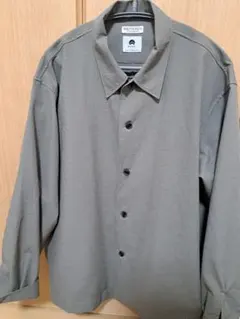 【美品】B&Y 小松マテーレ オーバーサイズ カラーシャツ ダークグレー S 美品】B&Y 小松マテーレ オーバーサイズ カラーシャツ ダークグレー S