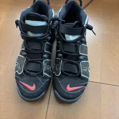 NIKE AIR MORE UPTEMPO ブラック レッドのサムネイル