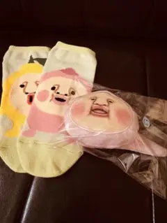 こびとづかん カクレモモジリ ヘアピン 靴下