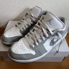Nike Air Jordan 1 Low グレー/ホワイト