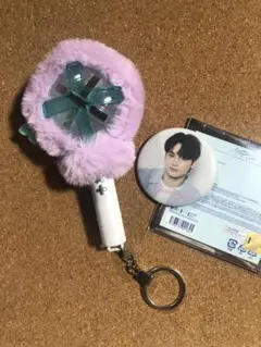 TXTモア棒キーリングカバー　ヒュニンカイ ペンライトキーリングカバー　缶バッジ