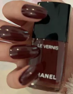 ꕤ︎︎CHANELꕤ︎︎ ヴェルニ 907 ルージュ ブラン - メルカリ