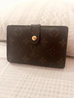 LOUIS VUITTON ポルトモネ ビエ ヴィエノワ