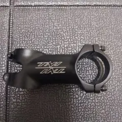 TNI ヘリウム6 ステム ブラック マット仕上げ (φ31.8/70mm)のサムネイル