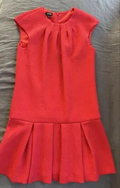 NINE WEST 赤いノースリーブフレアワンピース