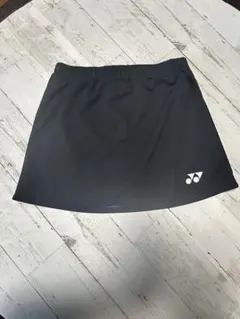 YONEX 黒スカート