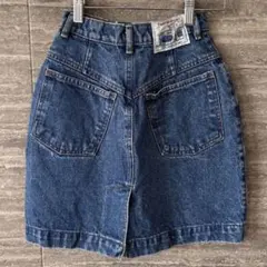 Item thumbnail for item ea1aad89-ec9a-488a-a6e3-f7e4d0997ed4