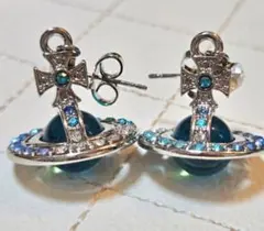 【ブルー】Vivienne Westwood スモールオーブ ピアス