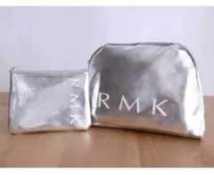 RMK メタリック　ポーチ　2個　メイク　コスメ　アメニティ　ガジェット　小物入のサムネイル