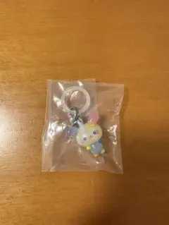 サンリオ　ゆるっとめじるしアクセサリー　ウサハナ