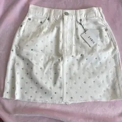 【新品タグ付き】EVRIS ラインストーンデニムスカート Mサイズ