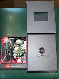 TECHNOS メンズ 腕時計 グリーン文字盤 回転ベゼル 新品未使用箱入り 