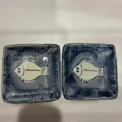魚の絵柄 陶器製 角皿 2枚セットのサムネイル