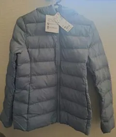 UNIQLO　ライトウォームパデットパーカ　ブルー150cm