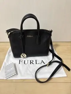 FURLA フルラ ダフネ S サッチェル 2WAY レザー 黒 FURLA フルラ ダフネ S サッチェル 2WAY レザー 黒 - メルカリ
