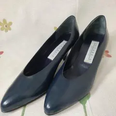 GIVENCHY ジバンシイ パンプス アーモンドトゥ レザー ネイビーのサムネイル