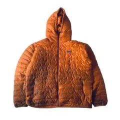 r*2様 patagonia ダウンセーターフルジップフーディ