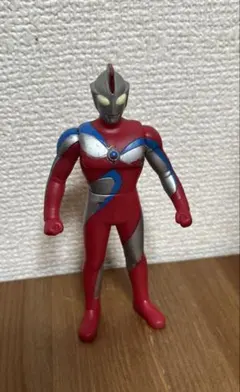 ウルトラマンコスモス コロナモード フィギュア ソフビ