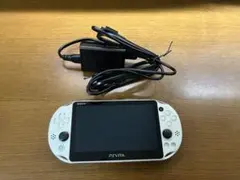 PS Vita ホワイト 本体PCH-2000 ＋充電器