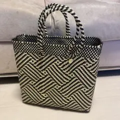 WOVEN バスケットショルダーバッグ 黒×クリーム - メルカリ