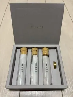 【新品未使用】THREE お香　リズム コウ キット 未開封 心を満たすインセンス。「THREE リズム コウ」の3つの香りで気分を