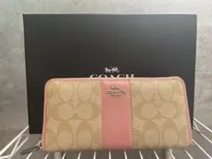 COACH 長財布 シグネチャー ピンクのサムネイル