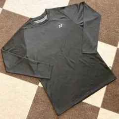 ⭐️美品⭐️ YONEX ヨネックス ブラック 長袖 Tシャツ Mサイズ 現行型