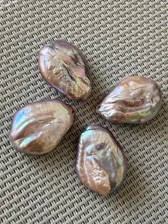 大粒22mm✨天然淡水バロックパール 紫系干渉色 通し穴 4個セット