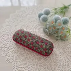 【再々販】ウィリアムモリス／メガネケース.ハードタイプ