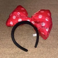 ￼ディズニーリゾート　ミニーマウス　カチューシャ　デカリボン　水玉　レッド