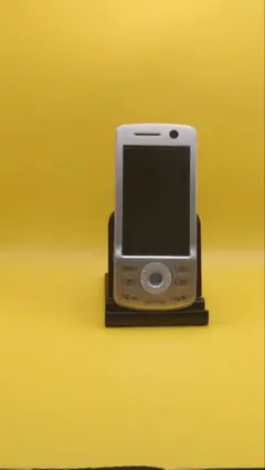 docomo D903i オータムゴールド ガラケー ドコモ スライドのサムネイル
