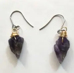 天然アメジストピアス 紫グラデーション2cm軽量 316Lステンレスフック