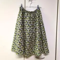 【クレスピ】【リバティ】日本製♡美品　花柄　フレアスカート　Aライン　タナローン