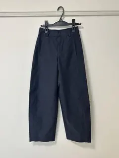 ユニクロ　ジャージーバレルレッグパンツ　ダークグレー