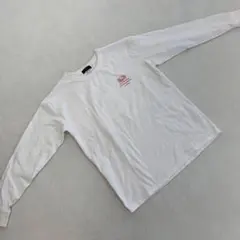 ループトウキョウ　白　トップス　フルーツオブザルーム　ブランドロゴ