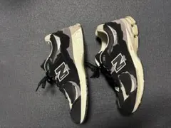 New Balance 2002rスニーカー ブラック/グレー