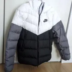 ☆美品☆ ナイキ Nike ダウンジャケット　ホワイト、グレー、ブラック